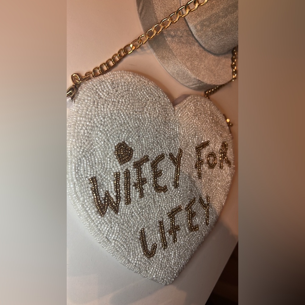 Wifey For Lifey Heart Beaded Crossbody Bag - White - Picture 5 of 6